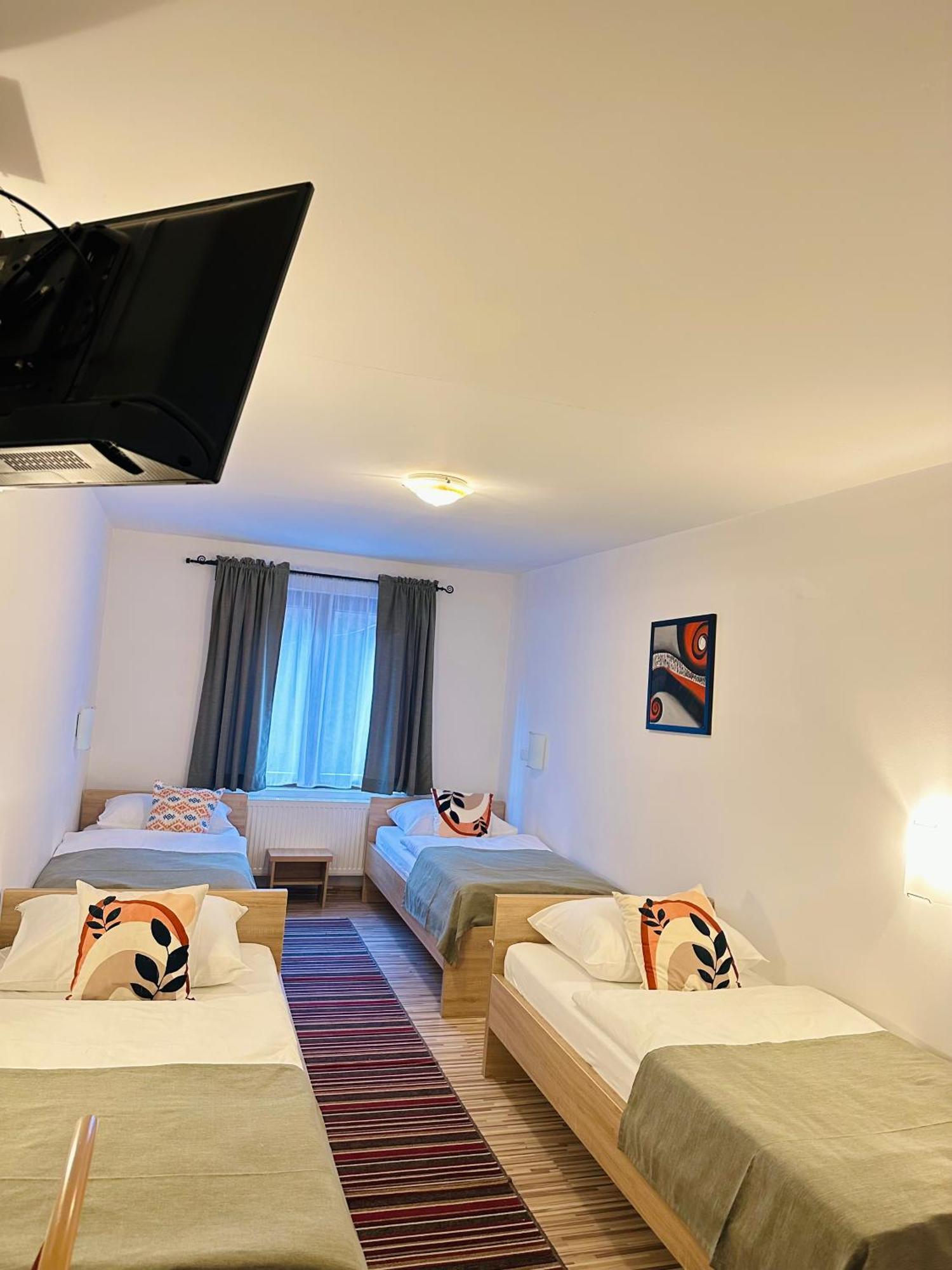 Motel Stovrela Cazin Ngoại thất bức ảnh